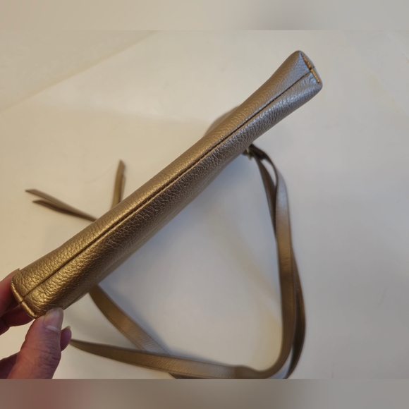 Fossil Women's Gold Pebbled Leather Crossbody Purse Bag - Picture 15 of 16